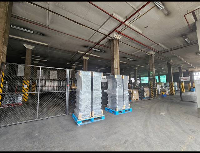 4,318M² WAREHOUSE TO LET IN ISANDO